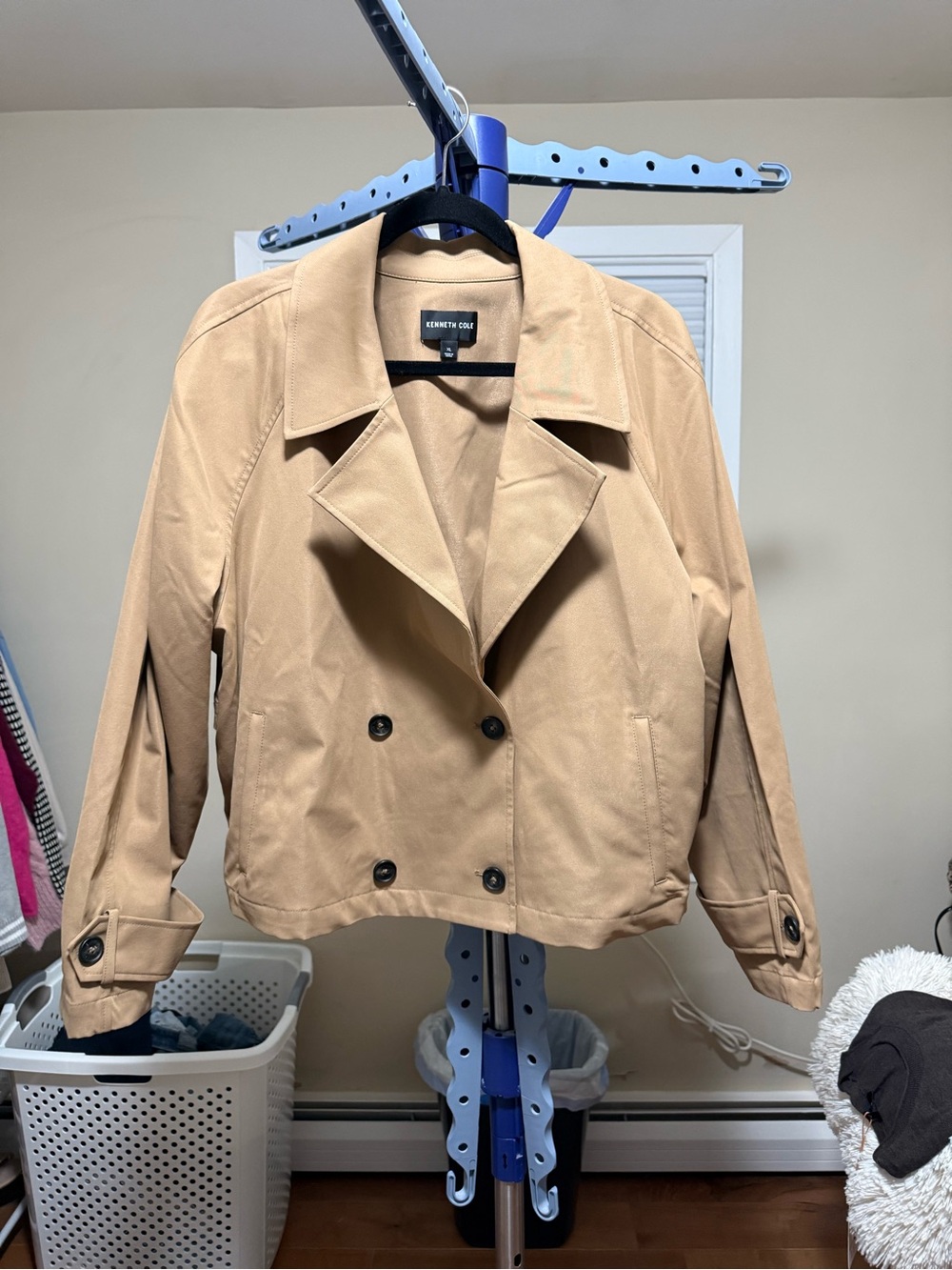 Kenneth Cole Women's Camel Tan Double-Breasted Cropped Trench Jacket
